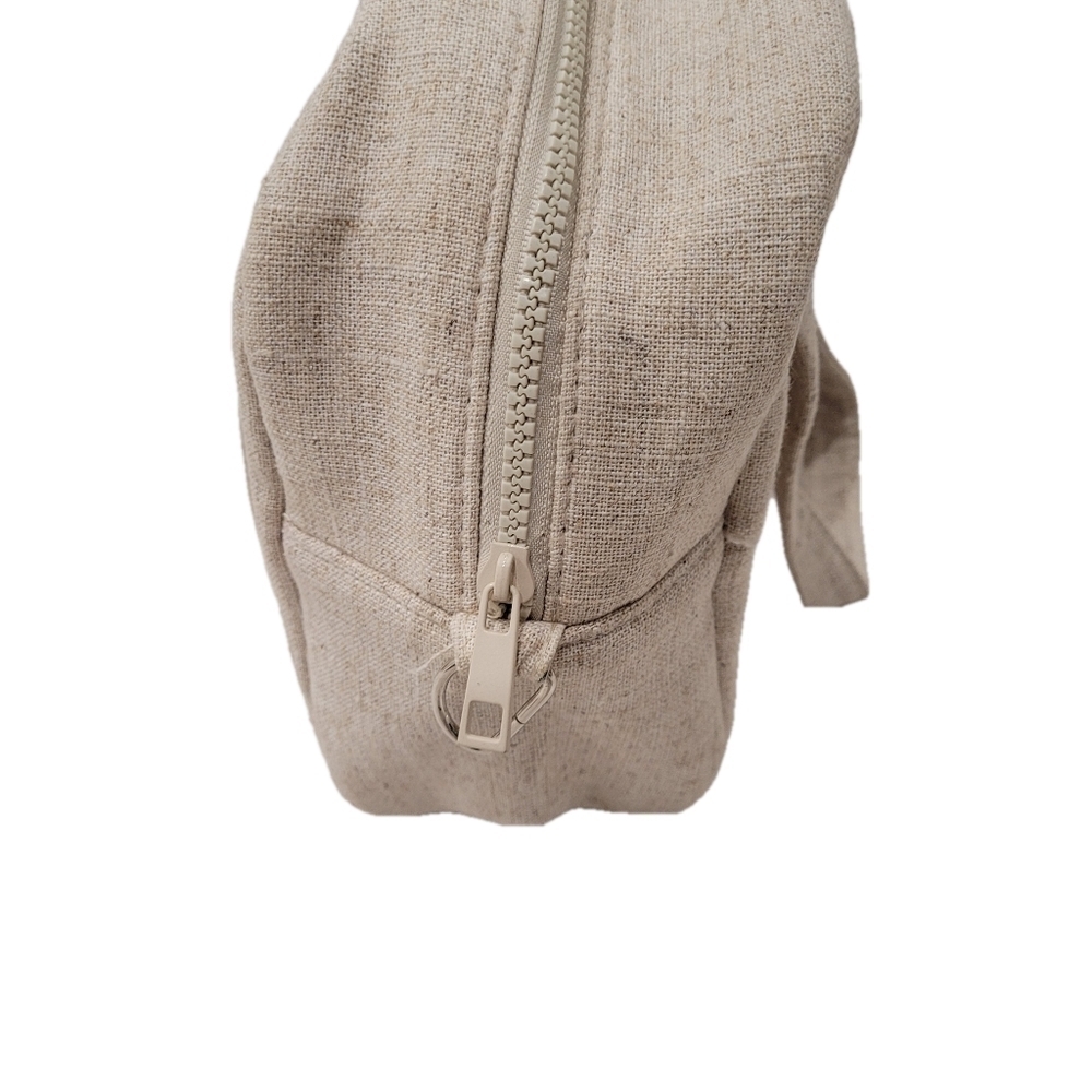 Rae Dunn "YUM" Insulated Lunch Tote Bag in Cream - Picture 5 of 10